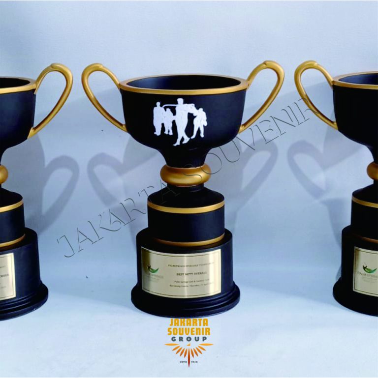 Trophy Cup Golf Mewah